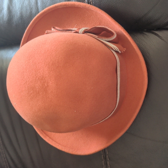 Vintage hat - Picture 2 of 5